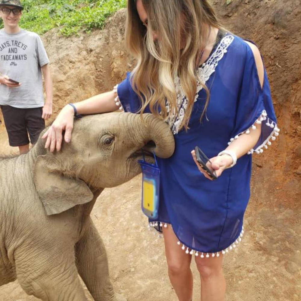 Meet your Posher, Christina